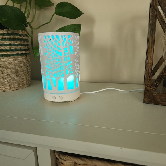 Gorgeous Forrest Diffuser - Picture 3 of 3